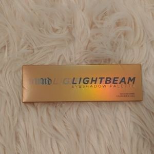 💖FIRM! URBAN DECAY LIGHT BEAM EYESHADOW PALETTE
